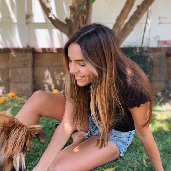 Meet your Posher, Julianna - Picture 5 of 5